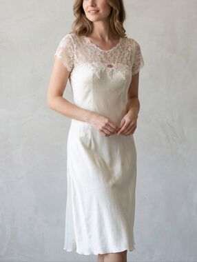 Vtg 80s Pauline's Trousseau White Satin Lace Nightgown Rosette Bridal As Is